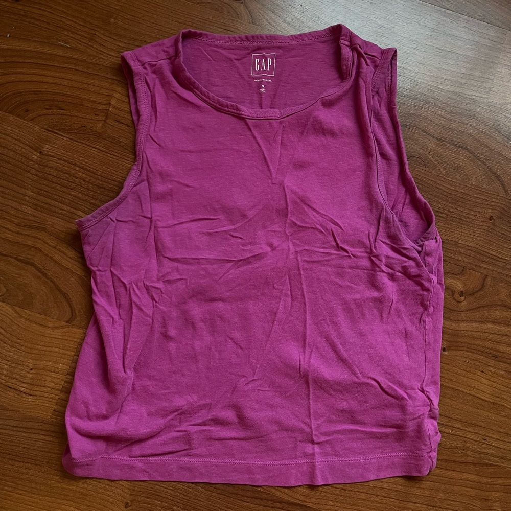 Gap Crop Tank